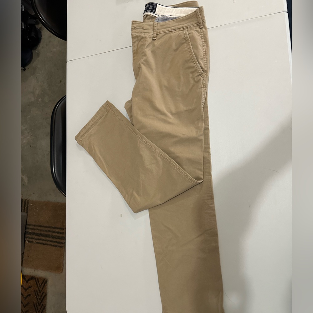 Abercrombie Men’s Khakis